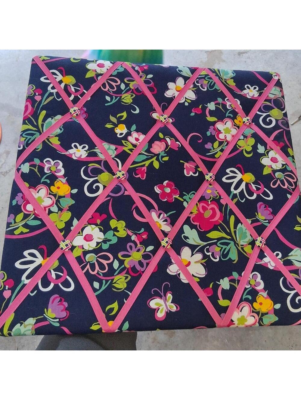 Vera Bradley Multi and Navy Collectibl